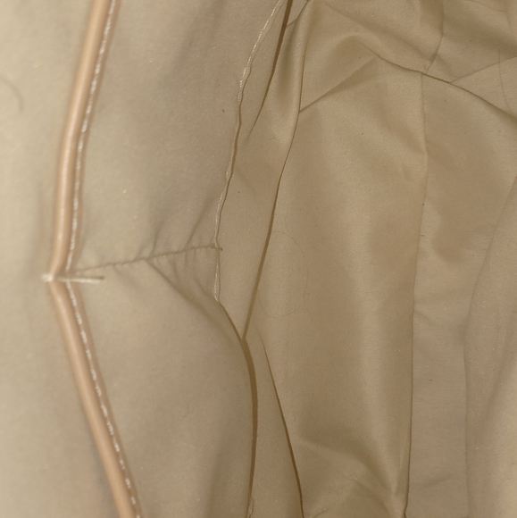 Adrienne vittadini tan color crossbody, shoulder bag. NWOT - Picture 7 of 9